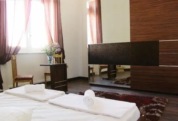 Grand Tek Kişilik Oda