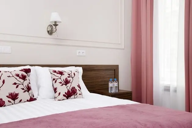 Comfort Tek Büyük veya İki Ayrı Yataklı Oda