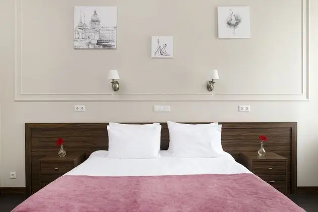 Comfort Tek Büyük veya İki Ayrı Yataklı Oda