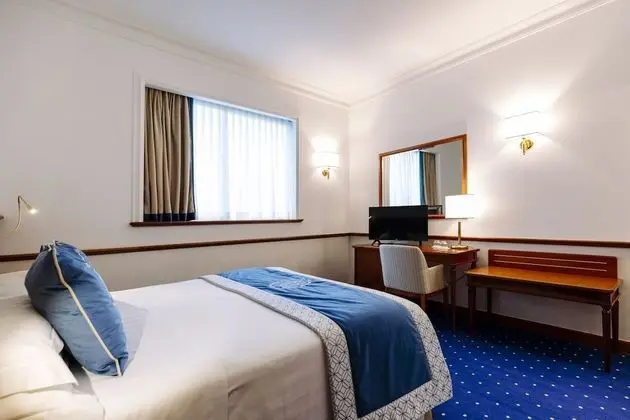 Classic Büyük Yataklı Tek Kişilik Oda