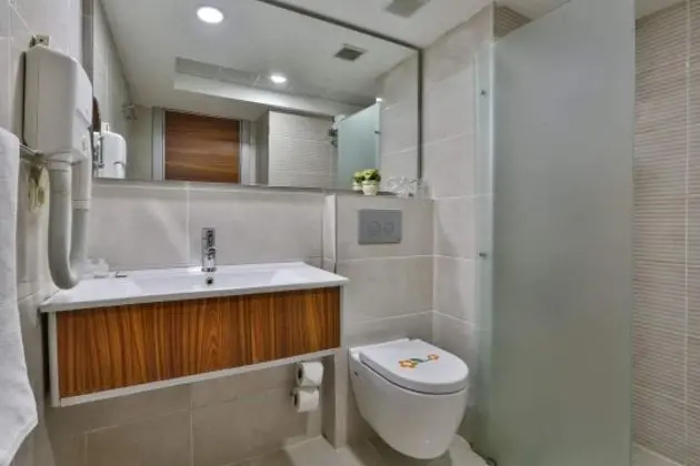 Standart Oda, Şehir Manzaralı