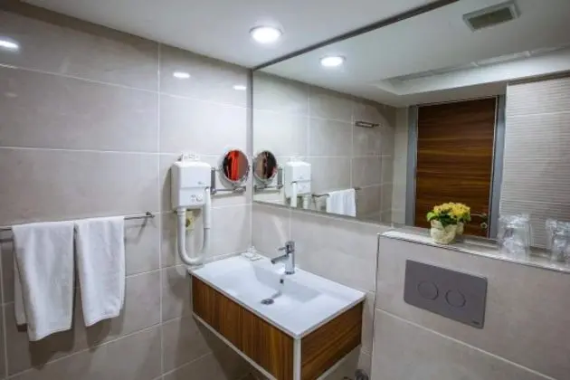 Suite, Bahçe Manzaralı