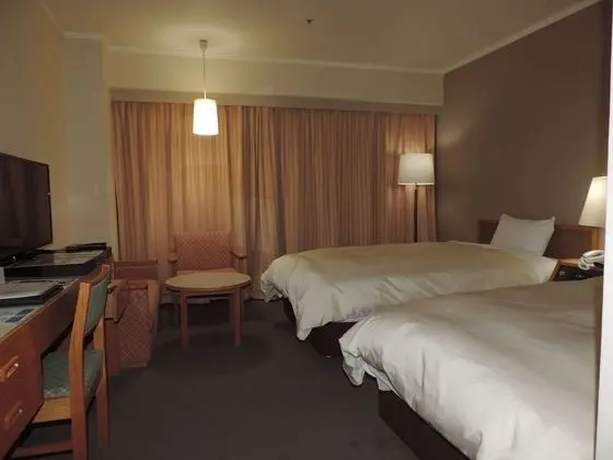 Üç Kişilik Oda, Sigara İçilebilir (2 Single Beds and 1 Extra Bed)