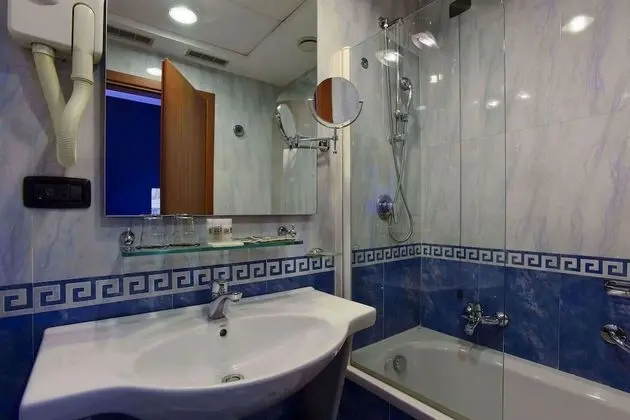 Deluxe Oda, Teras, Kule