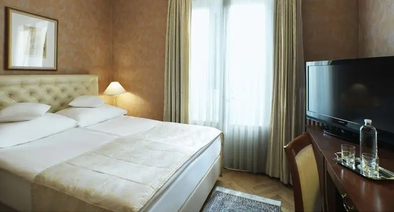 Tek Kişilik Oda, Balkon