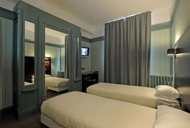 Comfort Tek Büyük Yataklı Oda