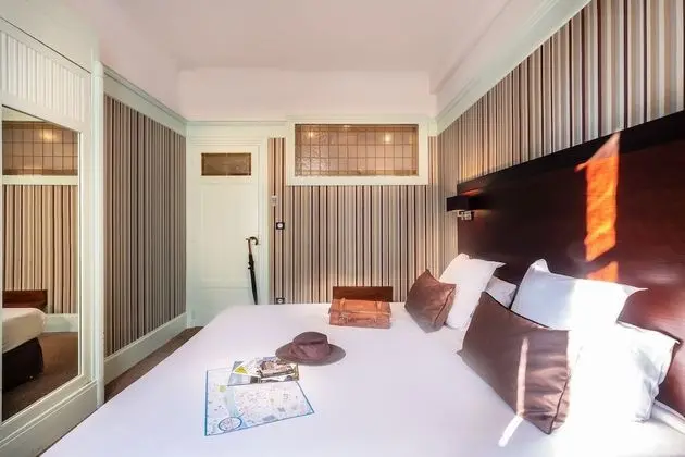 Comfort Tek Büyük Yataklı Oda