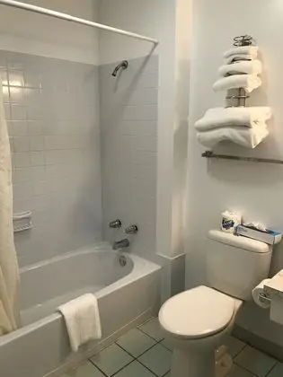 Standard Oda, 1 En Büyük (King) Boy Yatak (Upper Floor)