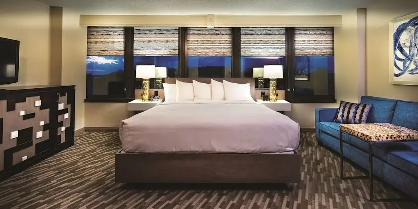 Deluxe Oda, 1 En Büyük (King) Boy Yatak, Koy Manzaralı (Tower Deluxe Bay View King Bed)