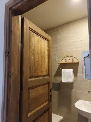 Design Tek Büyük Yataklı Oda, 1 Büyük (Queen) Boy Yatak, Sigara İçilmez, Bahçe Manzaralı
