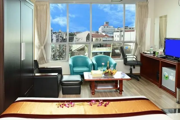 Deluxe Tek Büyük veya İki Ayrı Yataklı Oda, Şehir Manzaralı