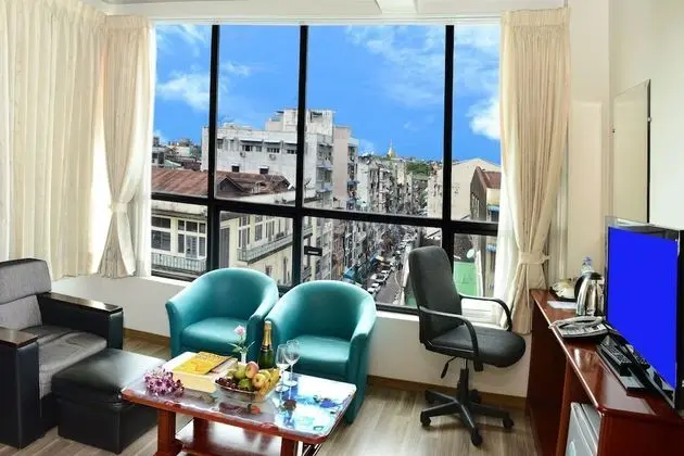 Deluxe Tek Büyük veya İki Ayrı Yataklı Oda, Şehir Manzaralı