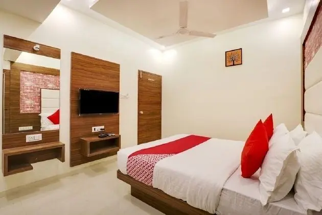 Double Bed AC Room