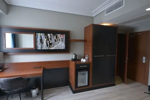 Deluxe Tek Kişilik Oda