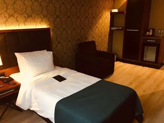 Deluxe Tek Kişilik Oda