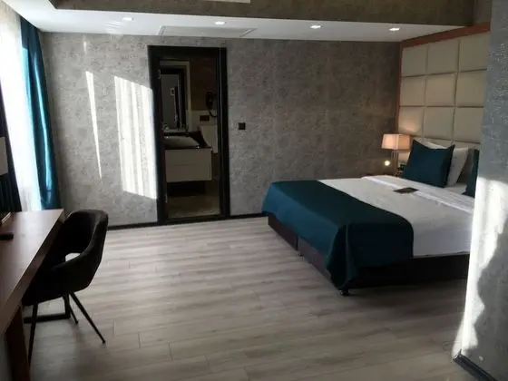 Superior Oda, Balkon