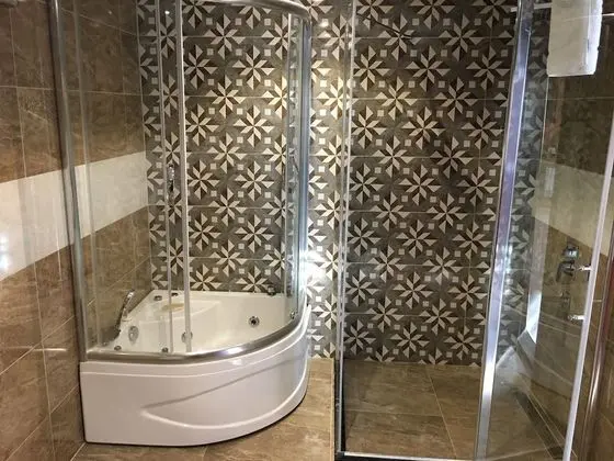 Superior Oda, Balkon