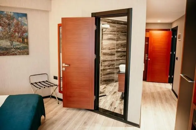 Bağlantılı Oda, Şehir Manzaralı, Klimalı