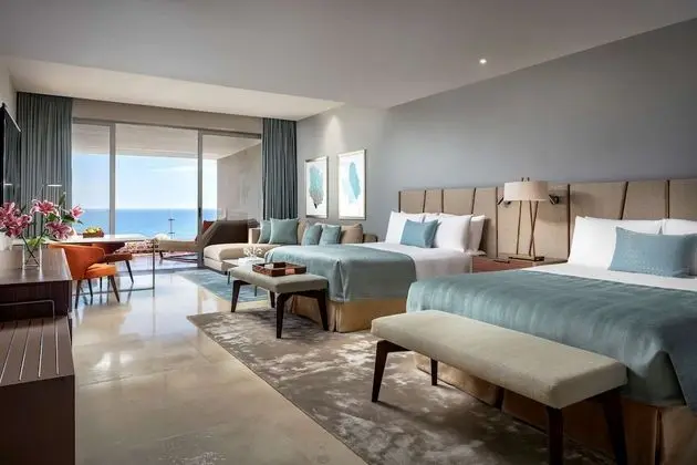 Ambassador Pool Suite