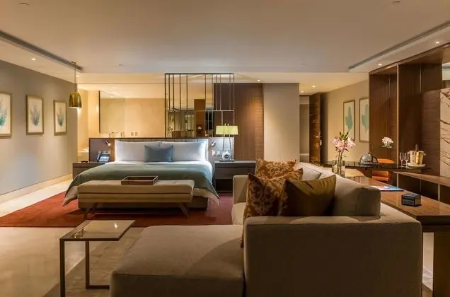 Grand Class Suite Ocean Front