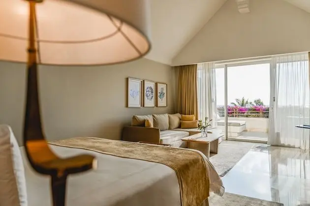 Ambassador Suite Ocean View