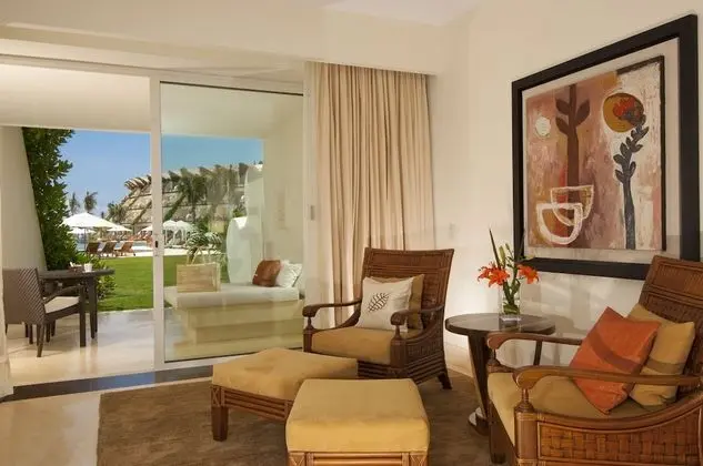 Ambassador Suite Ocean View