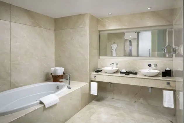 Grand Class Suite