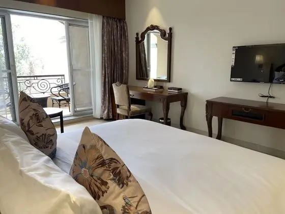 Club Oda, Balkon, Vadi Manzaralı (Fern)