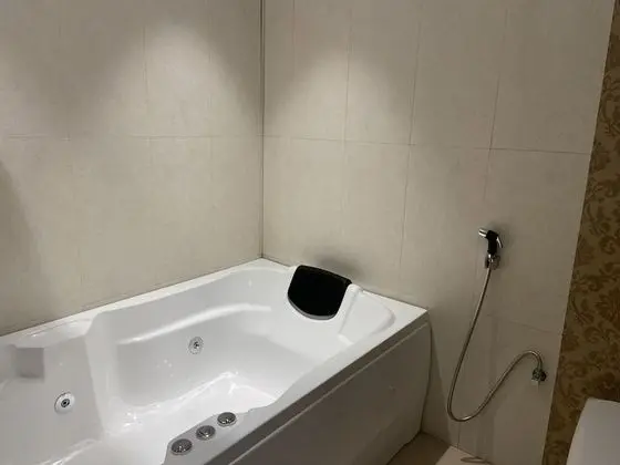 Stüdyo Süit, Balkon (Hazel Suite with Bathtub)