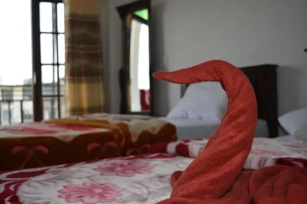 Deluxe Üç Kişilik Oda, Birden Çok Yatak, Sigara İçilmez