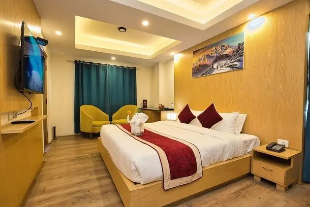 Deluxe Tek Büyük Yataklı Oda