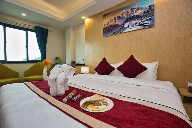 Deluxe Tek Büyük Yataklı Oda