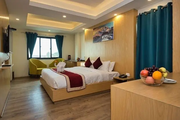 Deluxe Tek Büyük Yataklı Oda