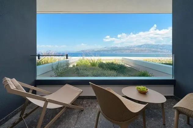 Superior İki Ayrı Yataklı Oda, Deniz Manzaralı (with 2 extra beds)