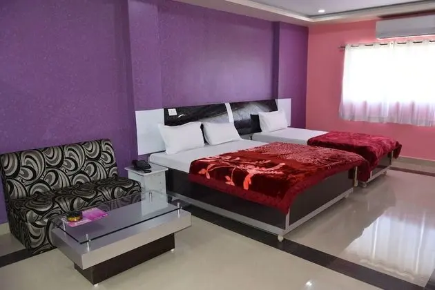Luxury Tek Büyük Yataklı Oda