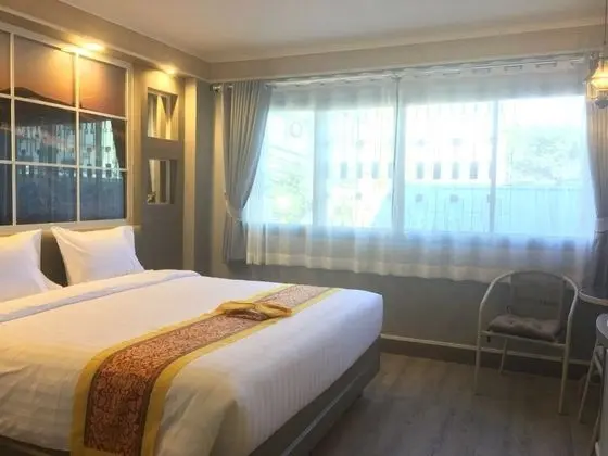 Basic Tek Büyük Yataklı Oda
