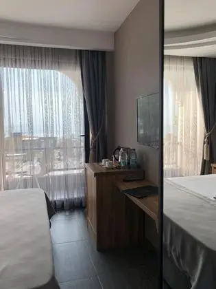 Twin, Havuz Manzaralı, Balkonlu