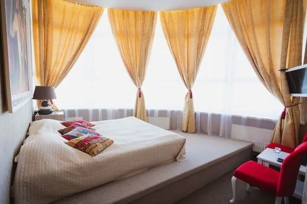 Standard Tek Büyük Yataklı Oda