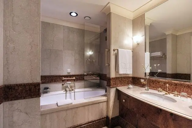 Grand Oda, 1 En Büyük (King) Boy Yatak, Teras, Şehir Manzaralı