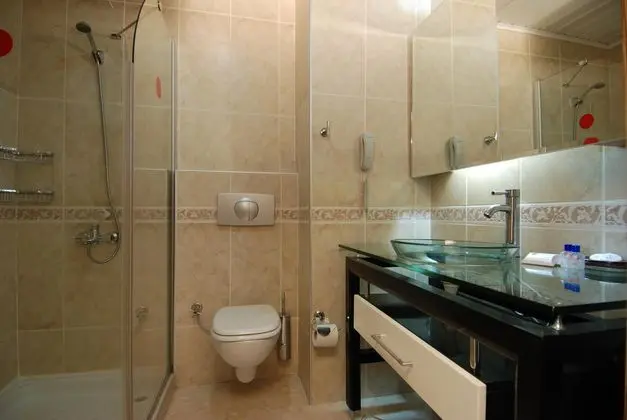https://images.etstur.com/imgproxy/resize/2560x1440/files/images/hotelImages/etsrooms/765/Grand_Zaman_Garden___Annex_20260409105715_3.JPG
