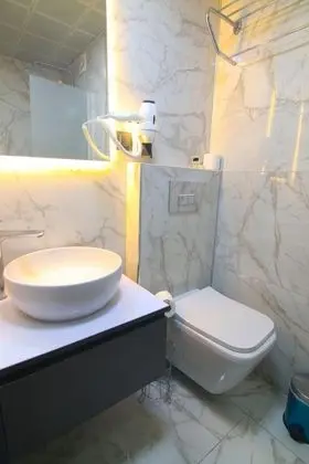 Standart Oda, Şehir Manzaralı