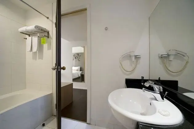 Deluxe Tek Büyük Yataklı Oda, 1 Büyük (Queen) Boy Yatak