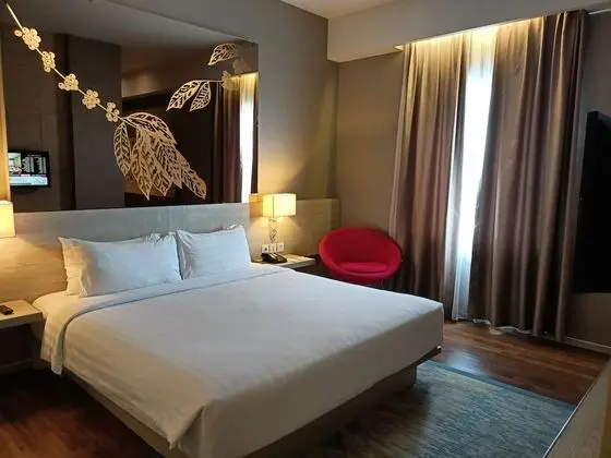 Deluxe Tek Büyük Yataklı Oda, 1 Büyük (Queen) Boy Yatak