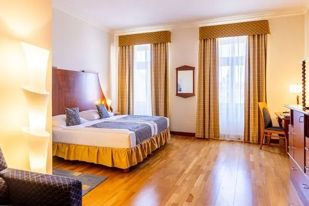 Deluxe İki Ayrı Yataklı Oda