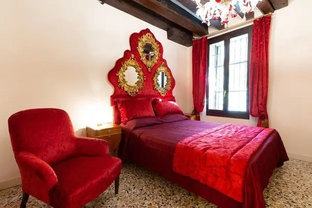 Deluxe Dört Kişilik Oda