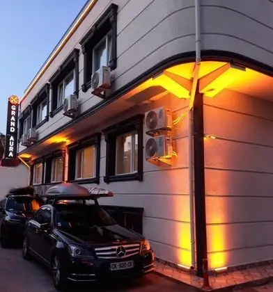 Suite - İki Yatak Odalı,Sokak Manzaralı,Çift Klimalı