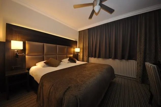 Comfort Tek Büyük Yataklı Oda (air conditioning)