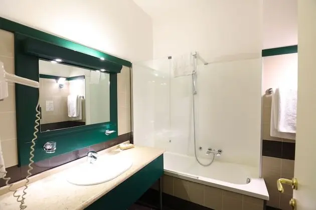 Superior Tek Büyük veya İki Ayrı Yataklı Oda, Şehir Manzaralı