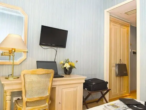 Classic Büyük Yataklı Tek Kişilik Oda