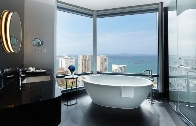 Panoramic Suite with Sea View